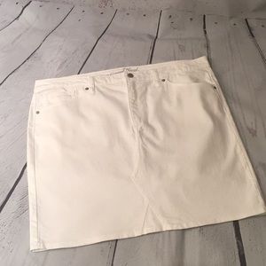 NEW Universal Thread Mini Skirt 18/34